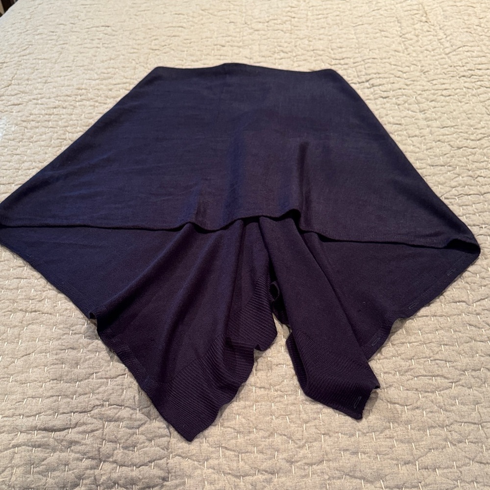 Simply Noelle Midnight Blue Buttoned Wrap-one size - Picture 3 of 4